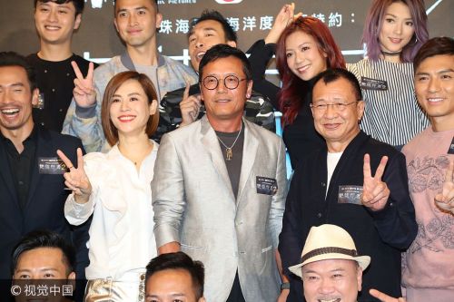 2017年10月18日，香港，TVB《使徒行者2》庆功宴。***_***宣萱、陈豪、苗侨伟、许绍雄