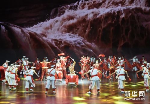 （文化）（1）大型民族情景舞蹈《阳光之歌》在国家大剧院上演